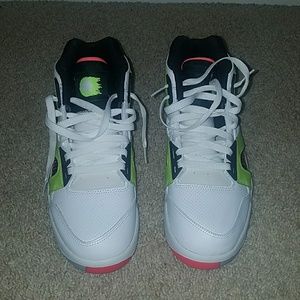 Nike Air Tech Challenge Hybrid